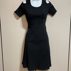 Super cute summer dress cold shoulder cotton blend